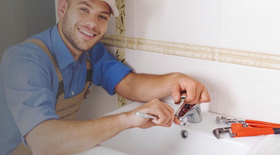 Handle or spout repair in Charlestown, IN
